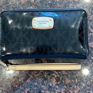 MK Zip Wallet